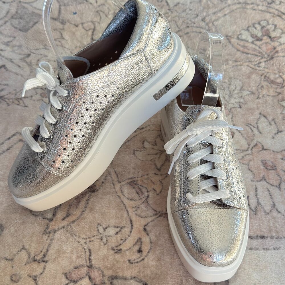 Women’s Metallic Silver Platform Sneakers – Size 9M – Lace-Up
